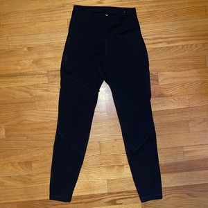 Small Black Old Navy Workout Leggings